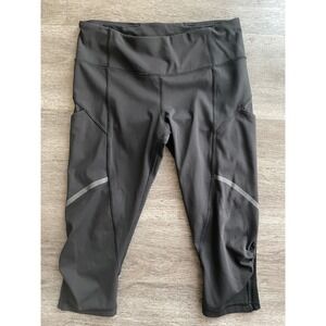 Lululemon‎ Hop to It Capri Crop Leggings Black Size 6